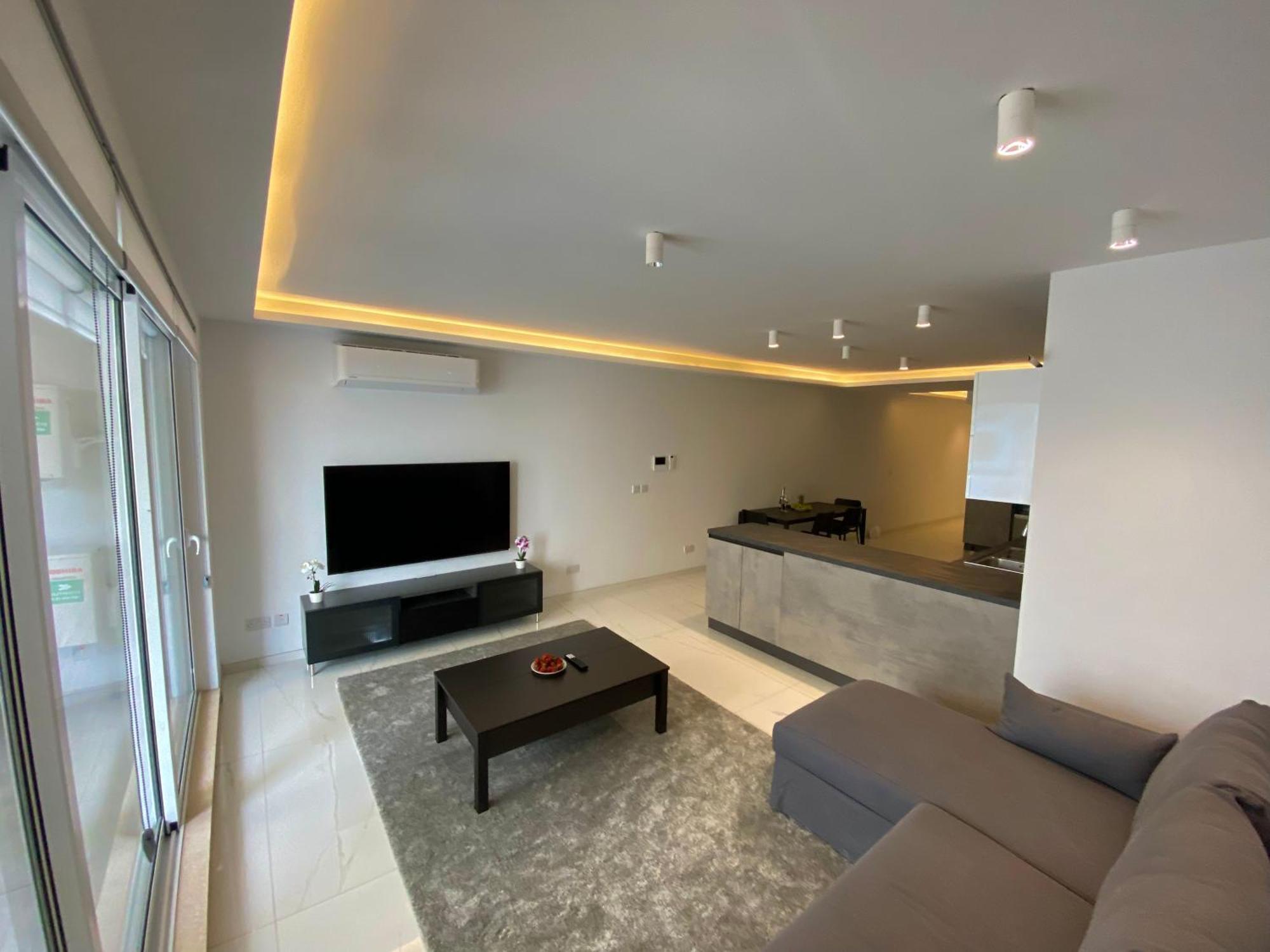 Tigne Sliema Three Bedrooms Apartment Buitenkant foto